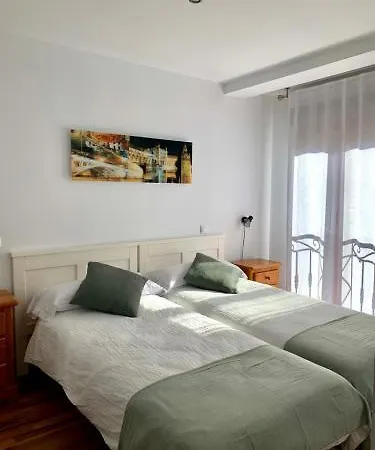 Laureles De Apartment Novales