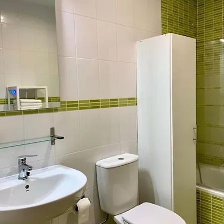 Апартаменты Laureles De Новалес