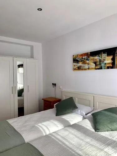 Laureles De * Novales